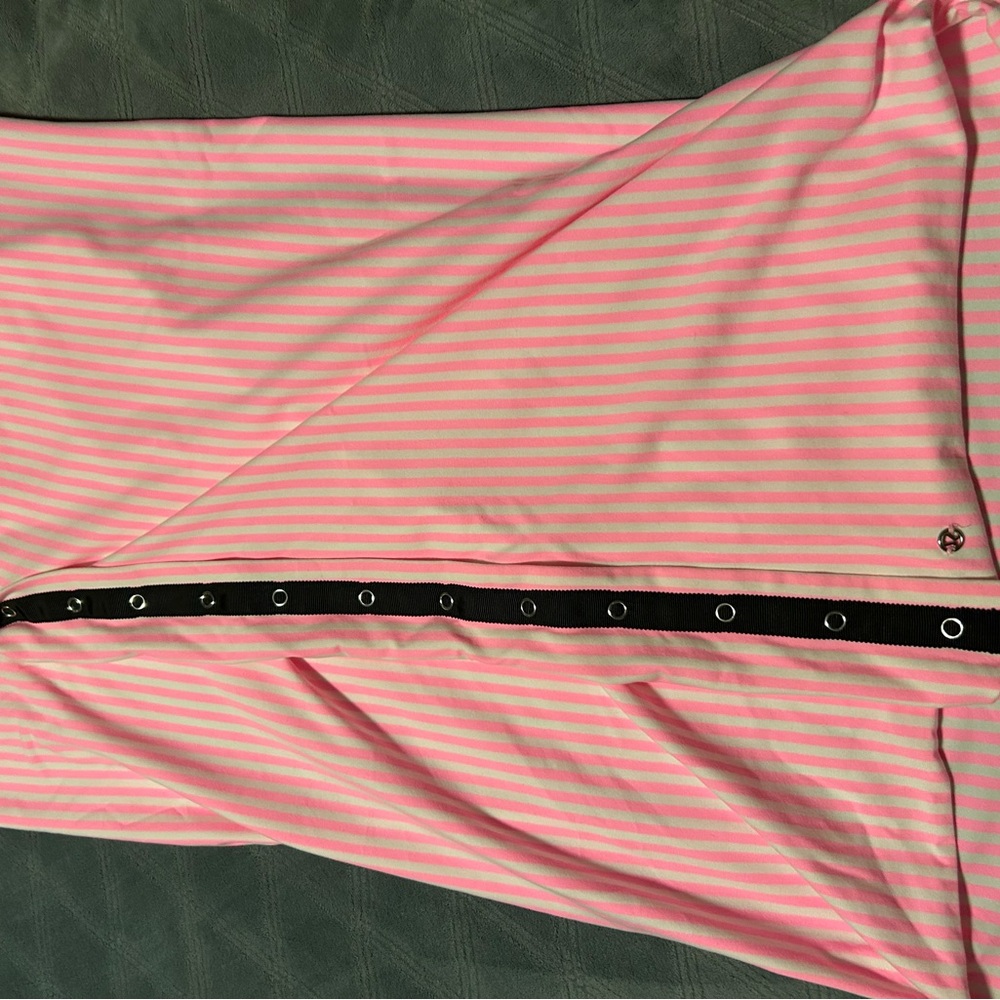 Lululemon Pink and White Striped Convertible Vinyasa  Scarf